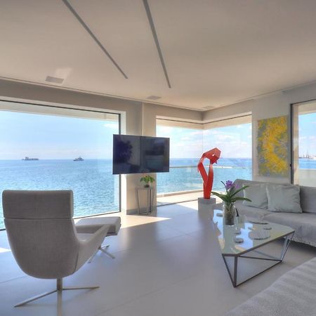Infinity Sea View Apartment Tesalonika Bagian luar foto