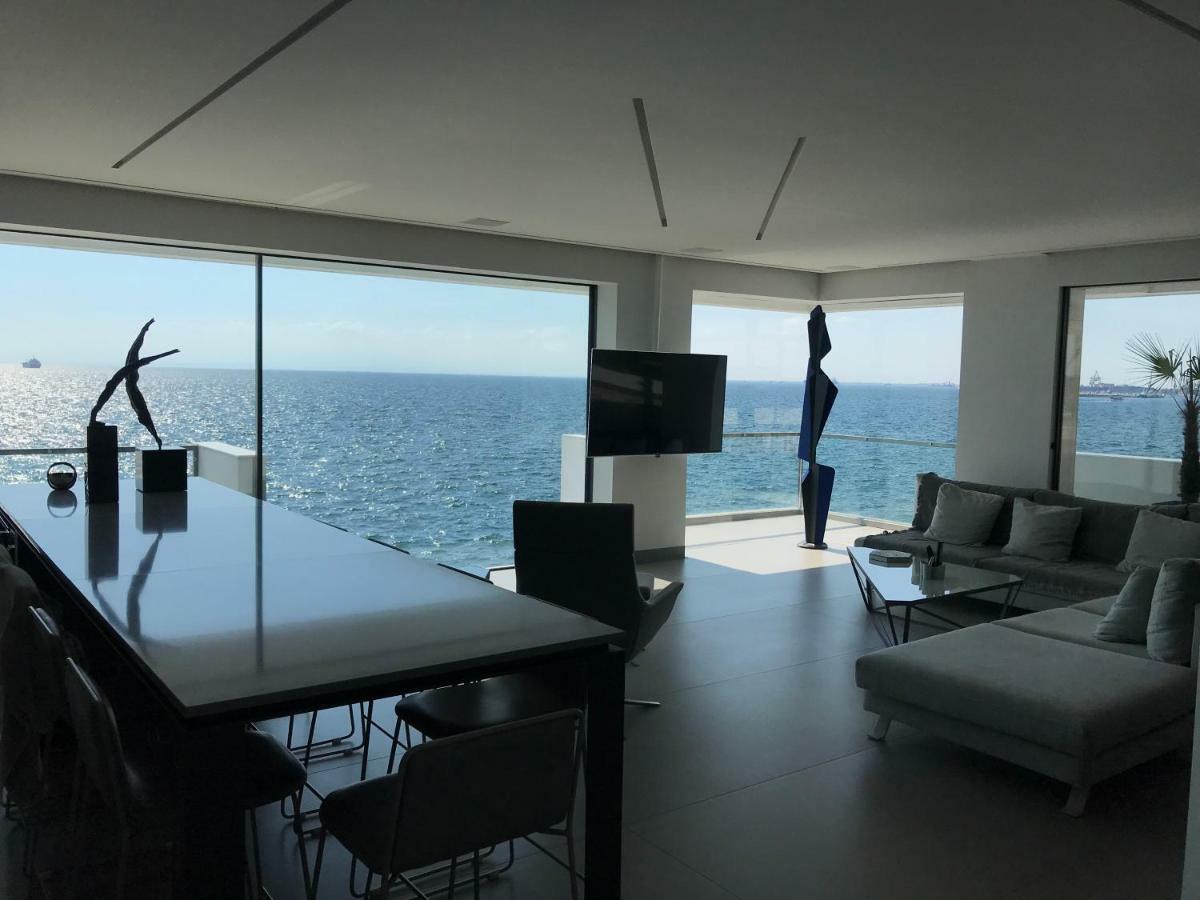 Infinity Sea View Apartment Tesalonika Bagian luar foto